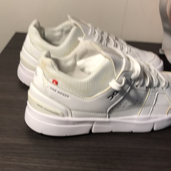 Cloud Tec all white sneakers “ The Rodger” - Picture 2 of 12